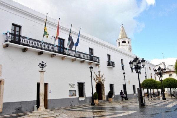 CONVOCATORIA OPOSICIONES POLICIA LOCAL OLIVENZA